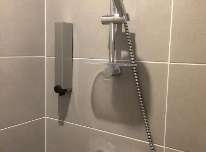 Les Trois Collines Bed & Breakfast