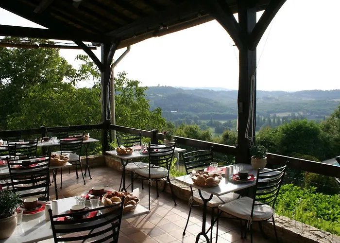 Les Trois Collines *