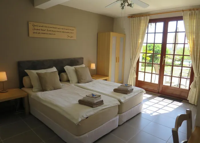 Bed & Breakfast Les Trois Collines *